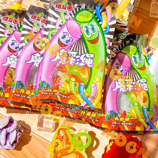 Kẹo dẻo vị trái cây hình sợi mì dây thun siêu ngộ nghĩnh gói 30g Moon Snack Food