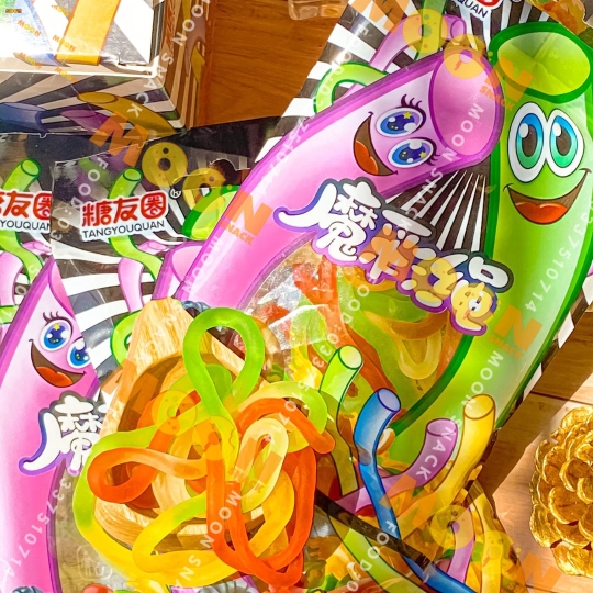 Kẹo dẻo vị trái cây hình sợi mì dây thun siêu ngộ nghĩnh gói 30g Moon Snack Food